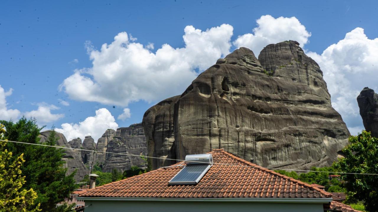 Fani'S House Under Meteora Apartment Kastraki  Bagian luar foto